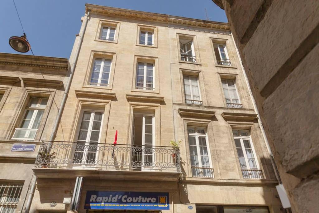 De Charme - Saint Pierre - Coeur Historique Apartment