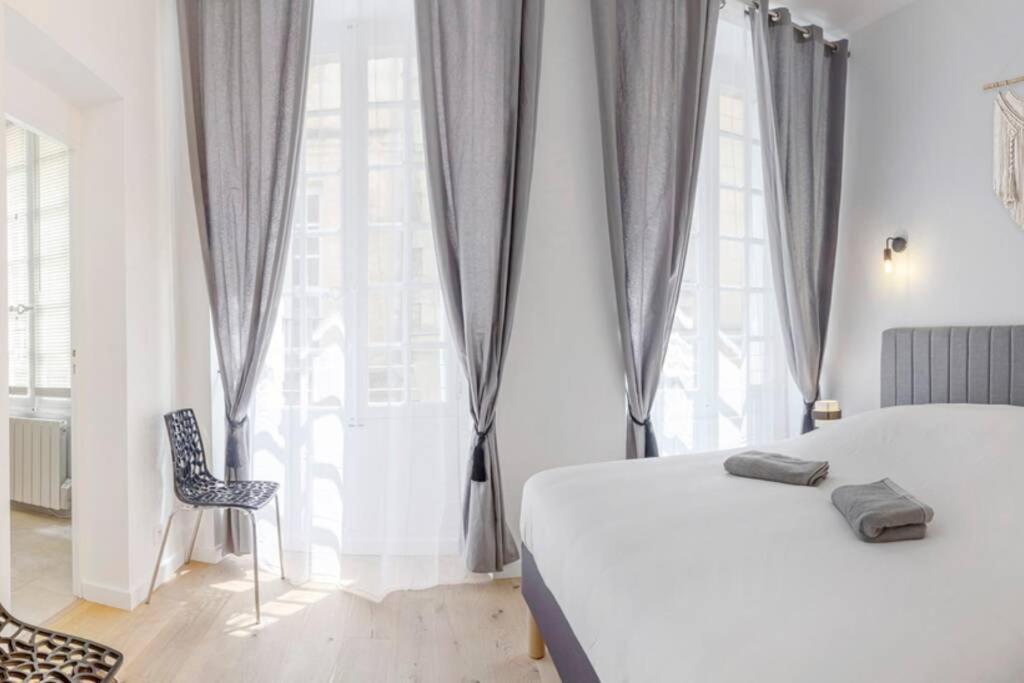 Logement De Charme - Porto Riche - Coeur Historique Apartment