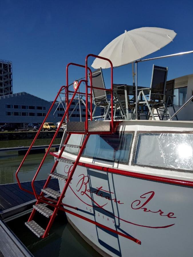 Hotel en barco Le Bateau Ivre *