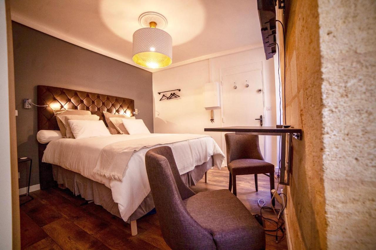 Studio Flat Luxurious - Romantic Balcony Apartment