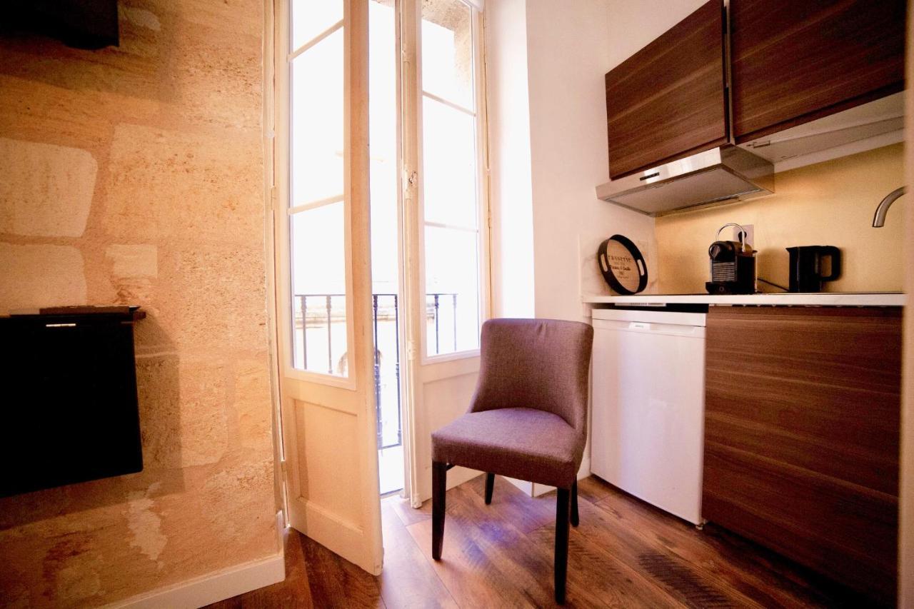 Studio Flat Luxurious - Romantic Balcony * Bordeaux