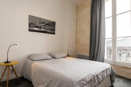 T2 Place De Lerme *