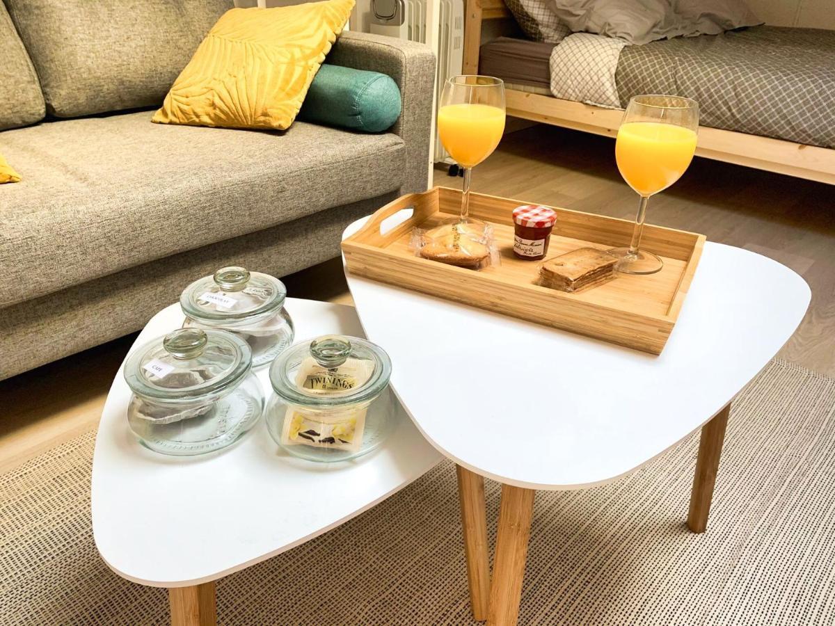 Apartment Studio Avec Lumiere D'ambiance - Proche Victoire *