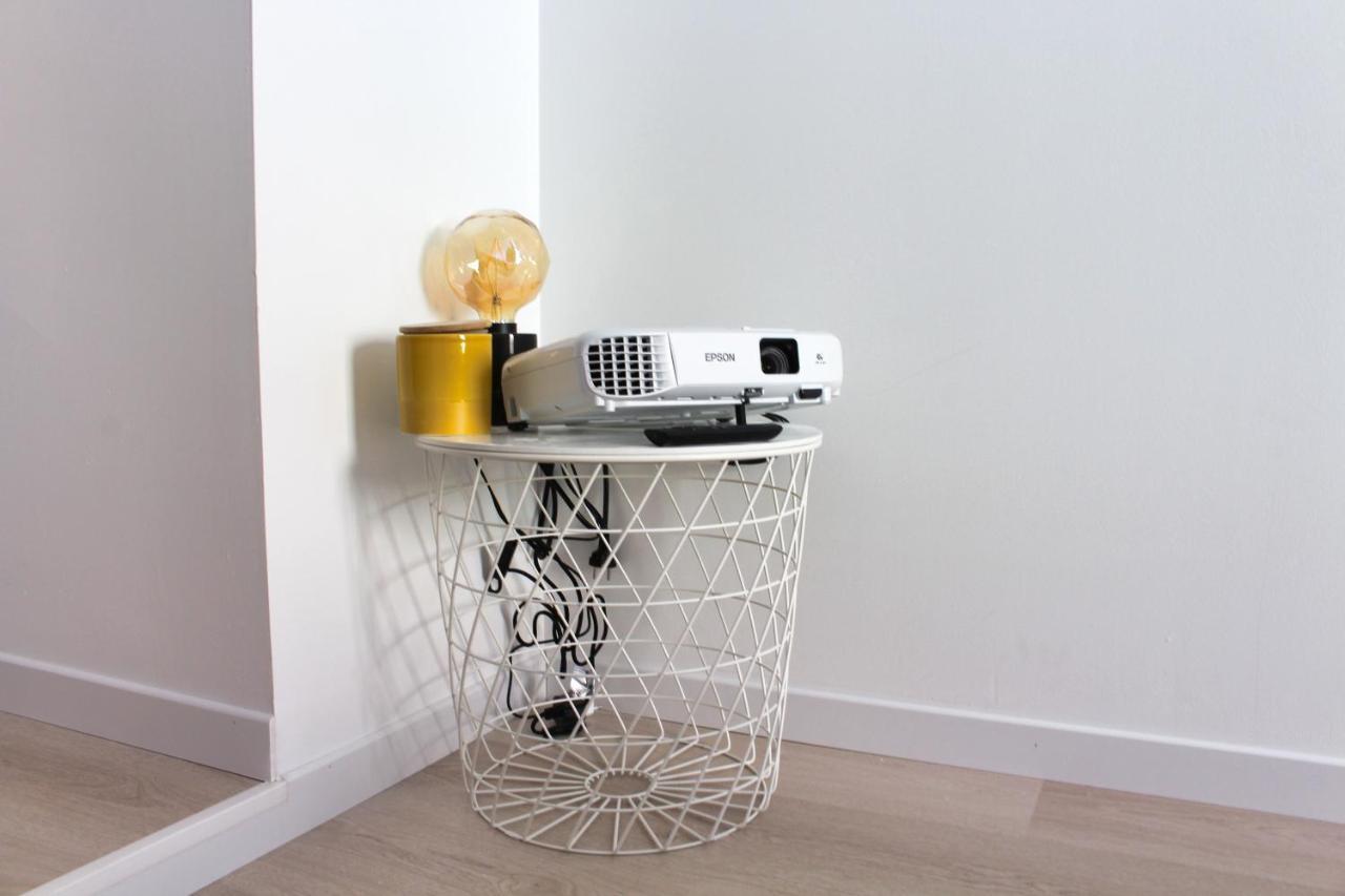 Apartment Studio Videoprojecteur & Popcorn - Proche Victoire *
