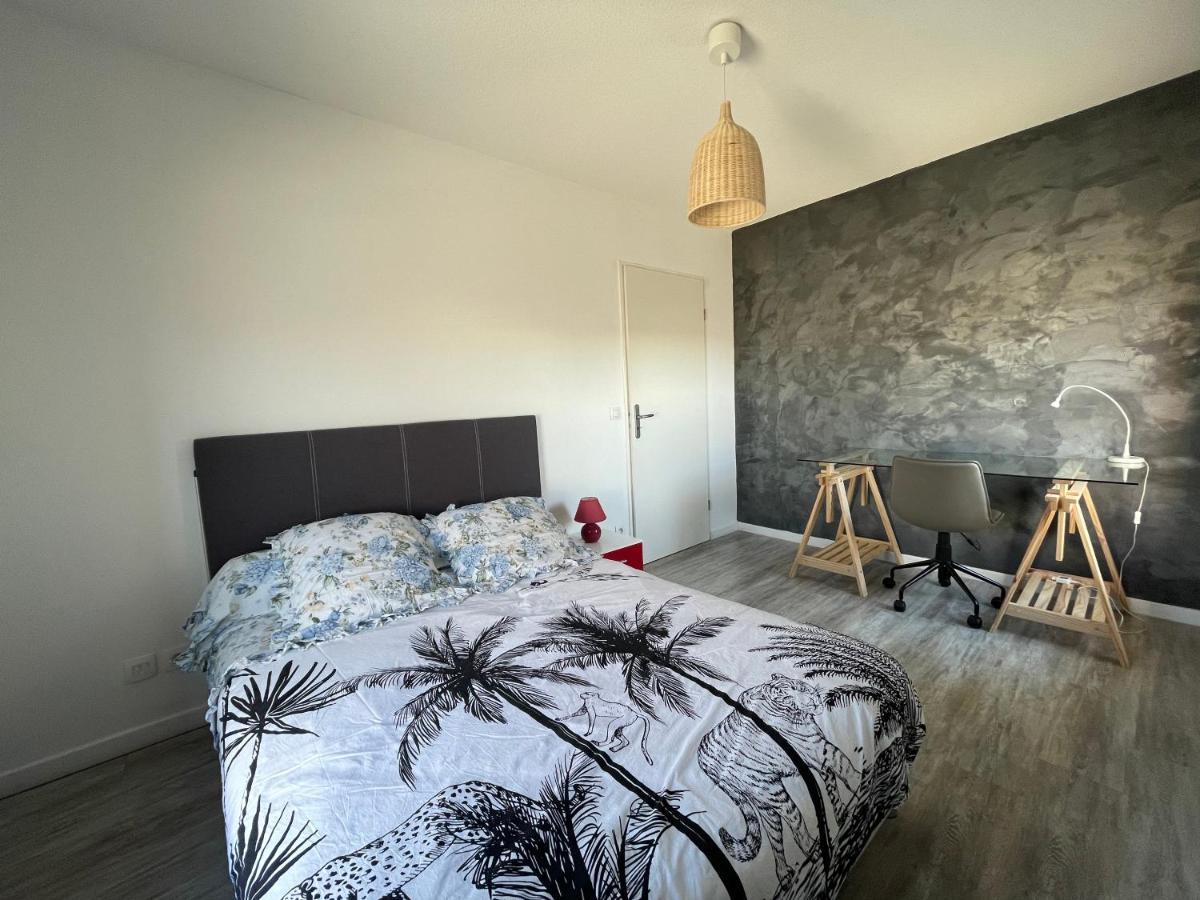 Apartment Dernier Etage, Balcon, Parking Gratuit !