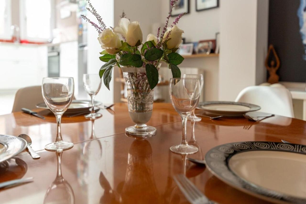 Furnished Near Palais De La Justice With 2 Bedrooms&a Garden * Bordeaux