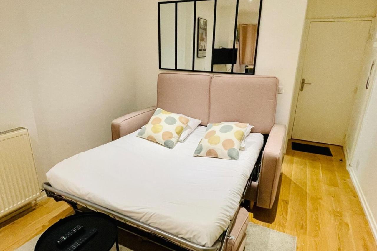 Apartment Furnished Studio In The Center Of Cultural Life *