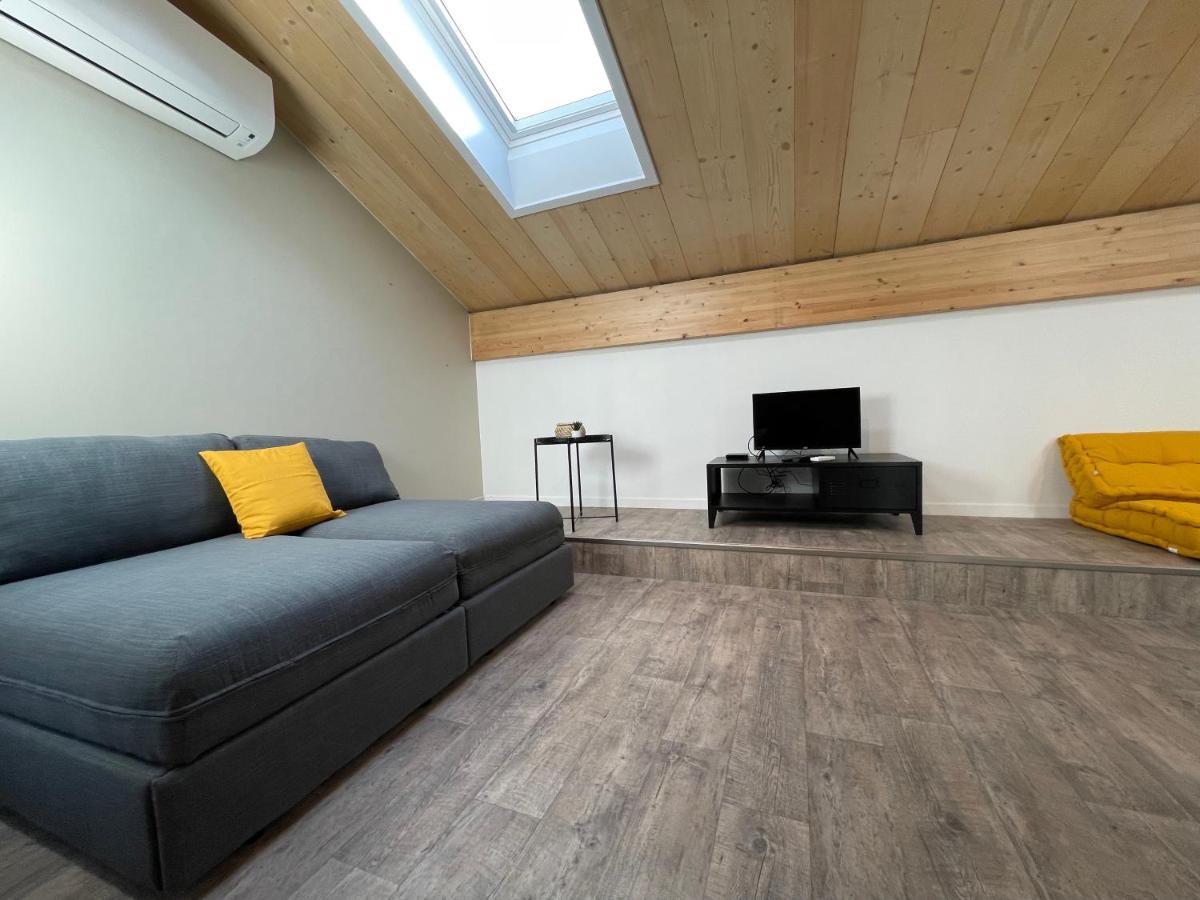 Apartment Superbes De Charme, Lumineux Et Climatises En Plein Centre *