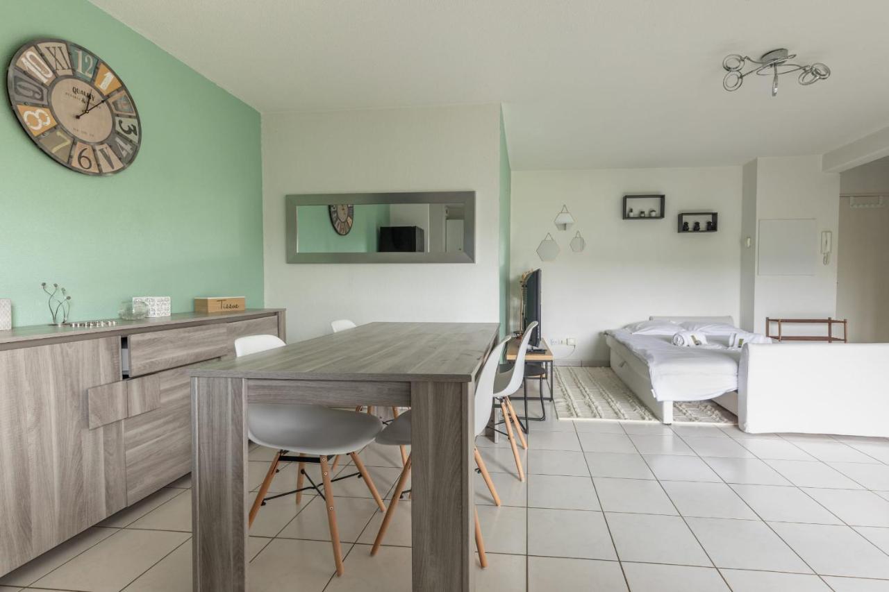 Modern 2-rooms In Apartamento *