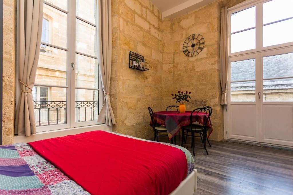 En Place De La Bourse Apartment Bordeaux