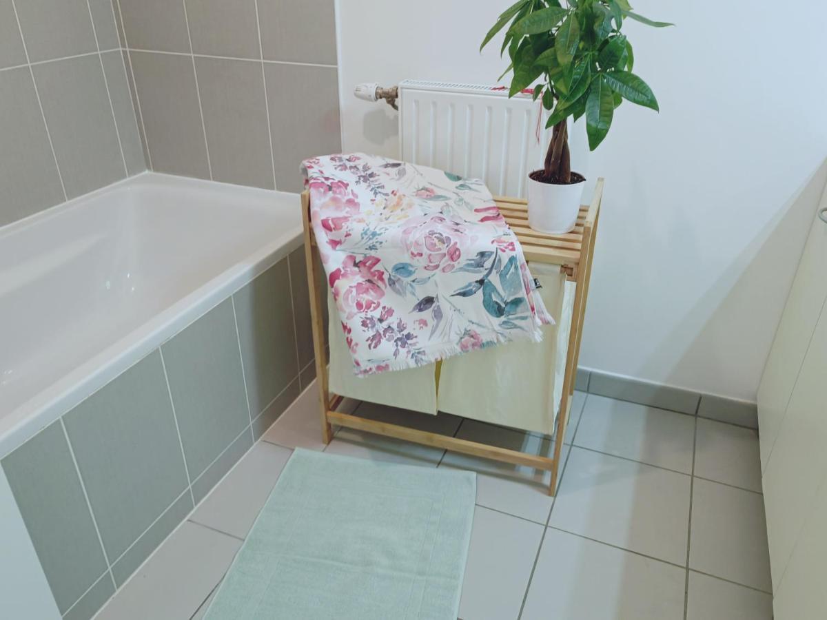 Dans Un Privé So'lac Habitación en casa particular *