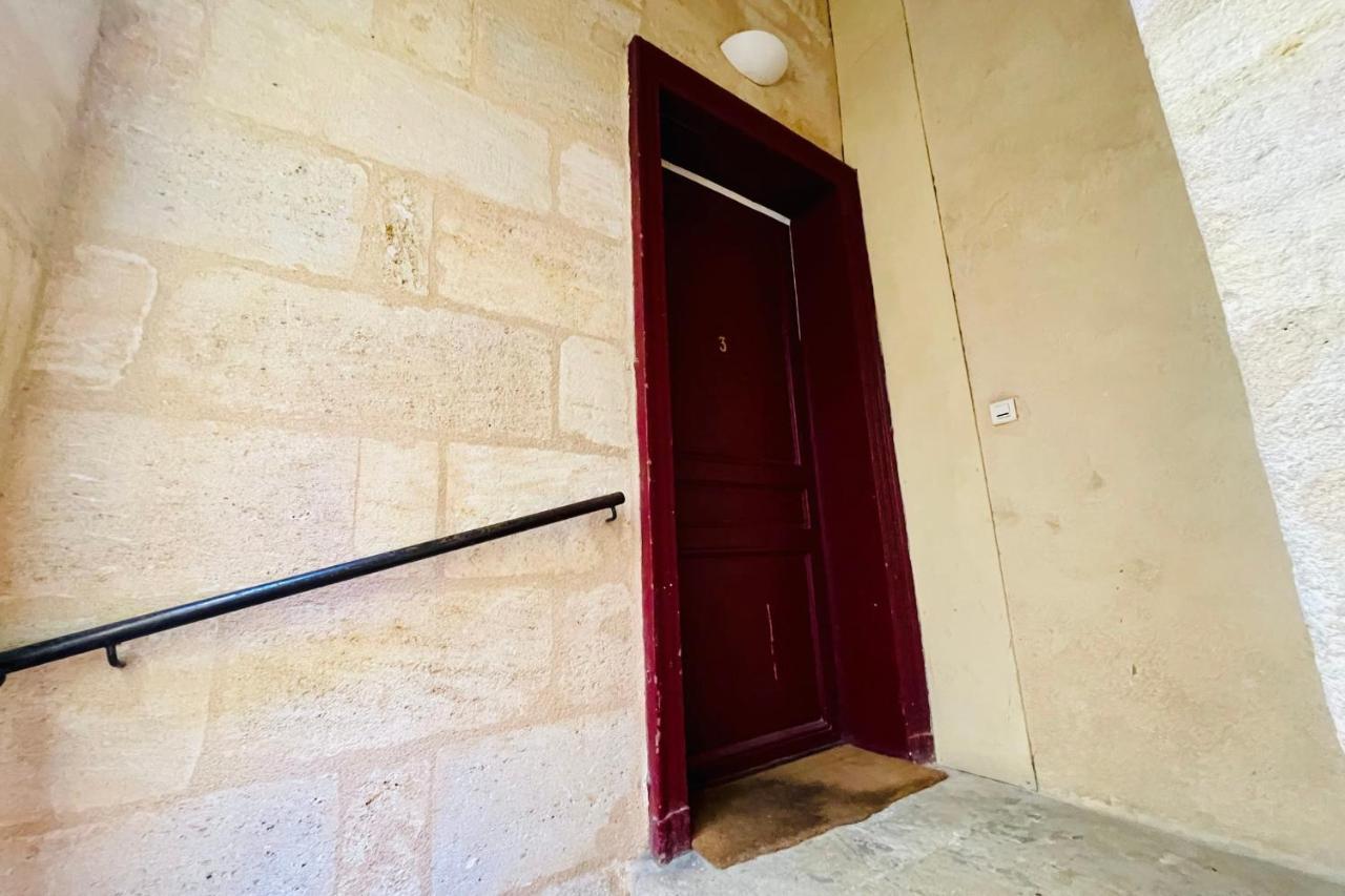 T4 In The Heart Of Old Close To All Amenities