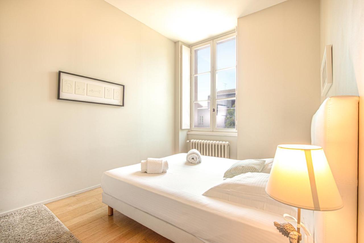 Apartamento En Centre Ville- Jardin Public *