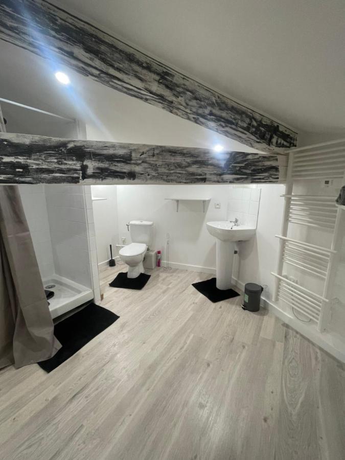 Appartement De 25 M2 Rénové à 5 Min De La Gare Idéal