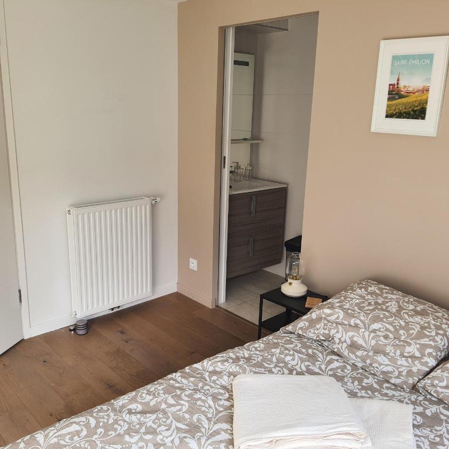 Parentale Du Centre-ville: Verdure Et Tranquillité Homestay