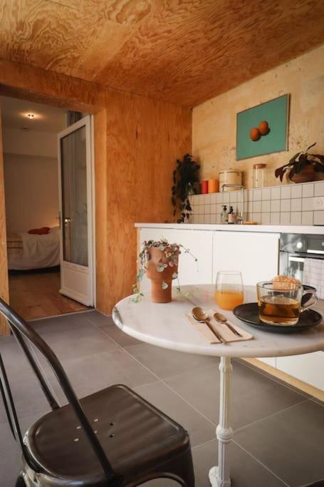 Vivien Durand - Boutique Au Coeur De Apartment
