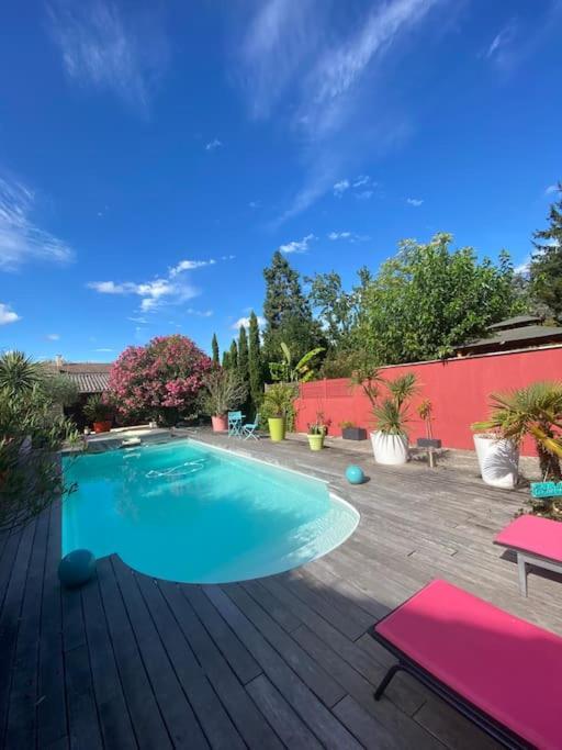 45m2 A Avec Acces Piscine