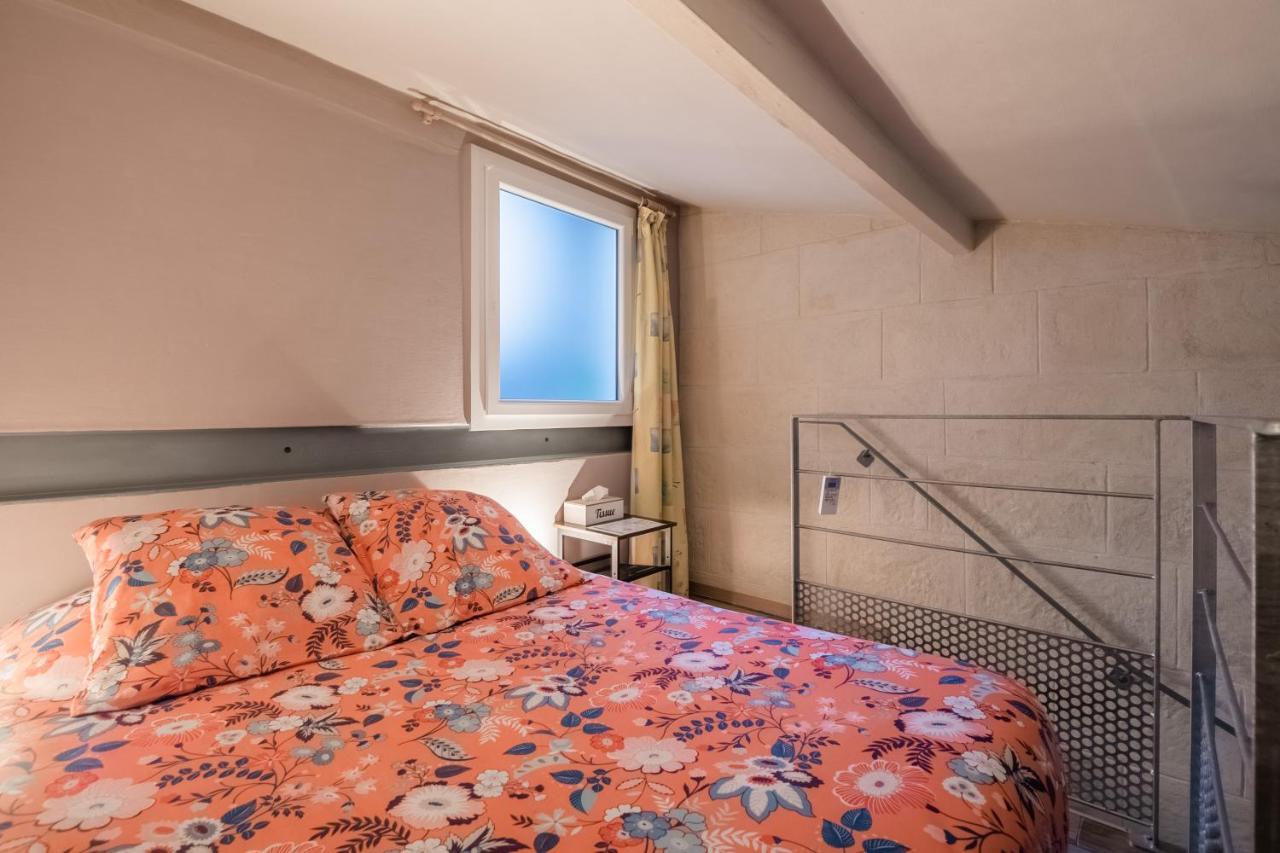 Apartment En Duplex-aircon-terrasse-parking-calme