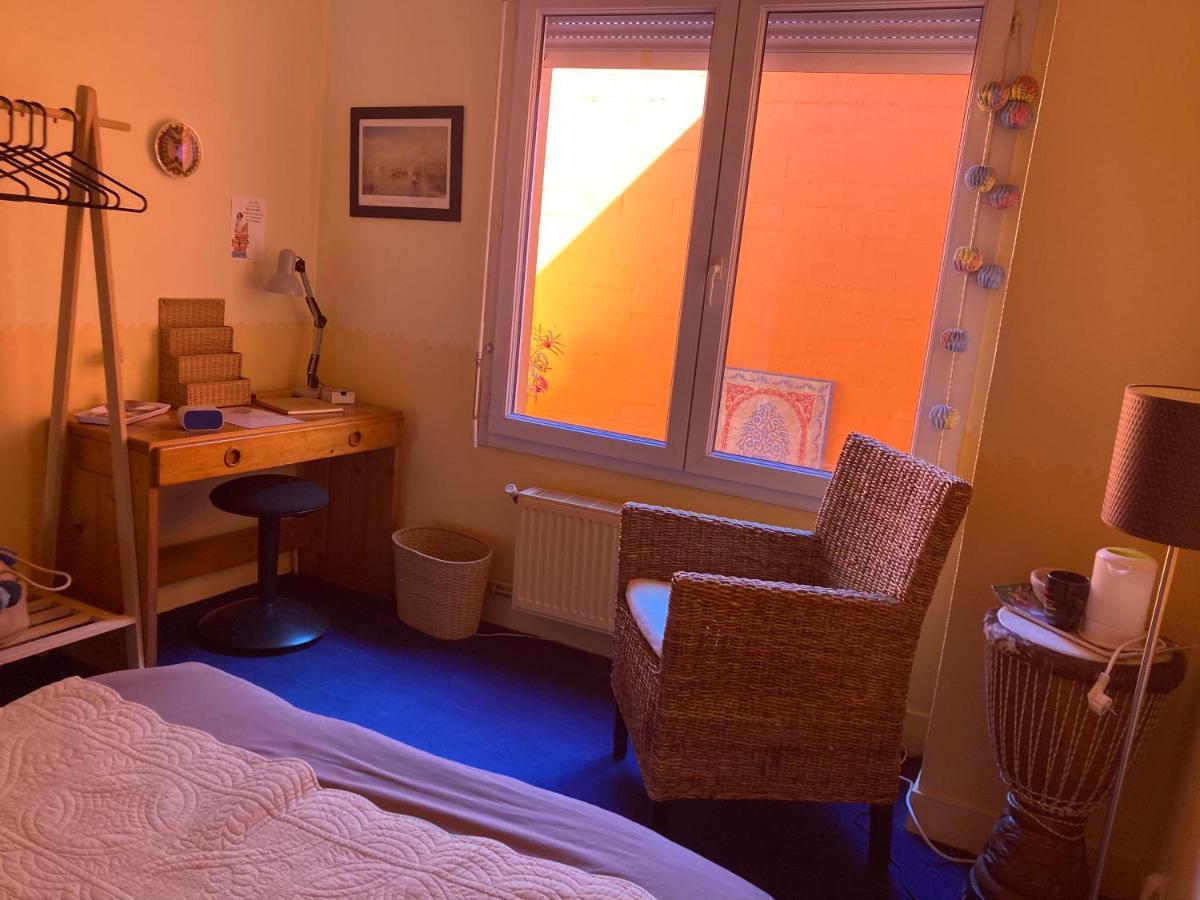 Homestay - Proche Du Centre - Salle D'eau Et Wc Prives Bordeaux