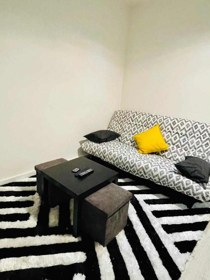 Apartment Studio Avec 25m2 Renove A 5 Min De La Gare *