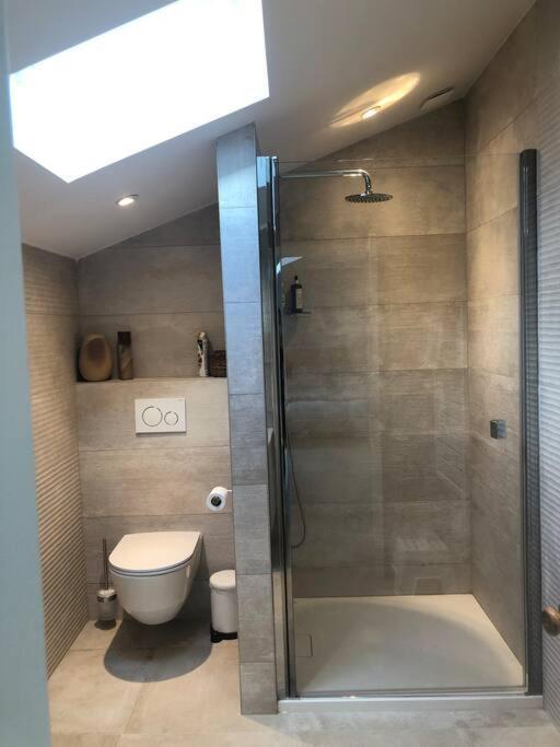 Holiday home Maison Familiale Chartrons 250m2 Jardin + Piscine *