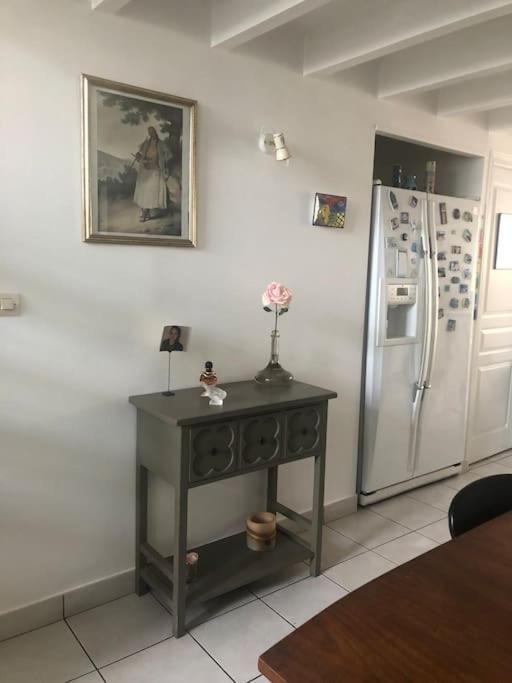 - Proche Du Centre - Salle D'eau Et Wc Prives Homestay