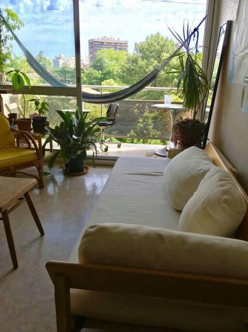 Joli 3 Pieces Ensoleille Avec Parking Apartamento Burdeos