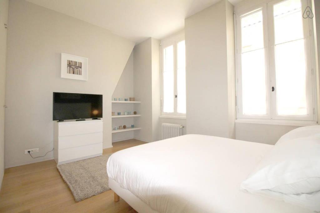 Apartment En Hyper Centre - Jardin Public