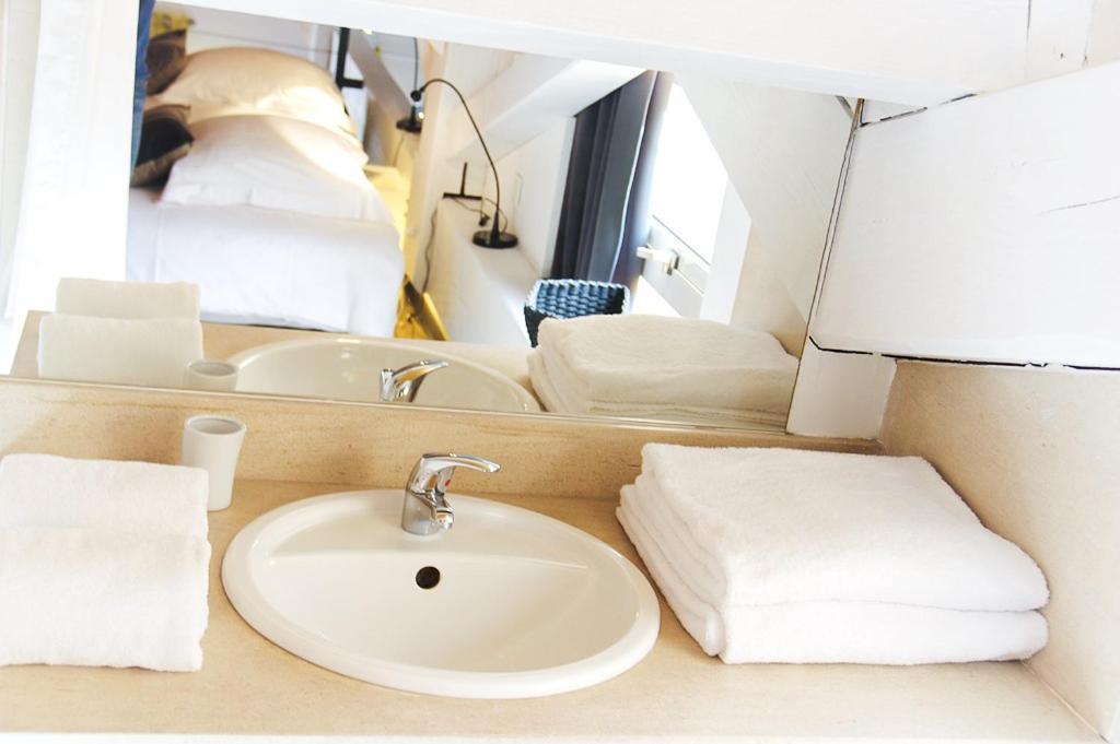 Appartement 444 Tourny - Localisation Exceptionnelle 2 Avec Ascenseur Et Parking