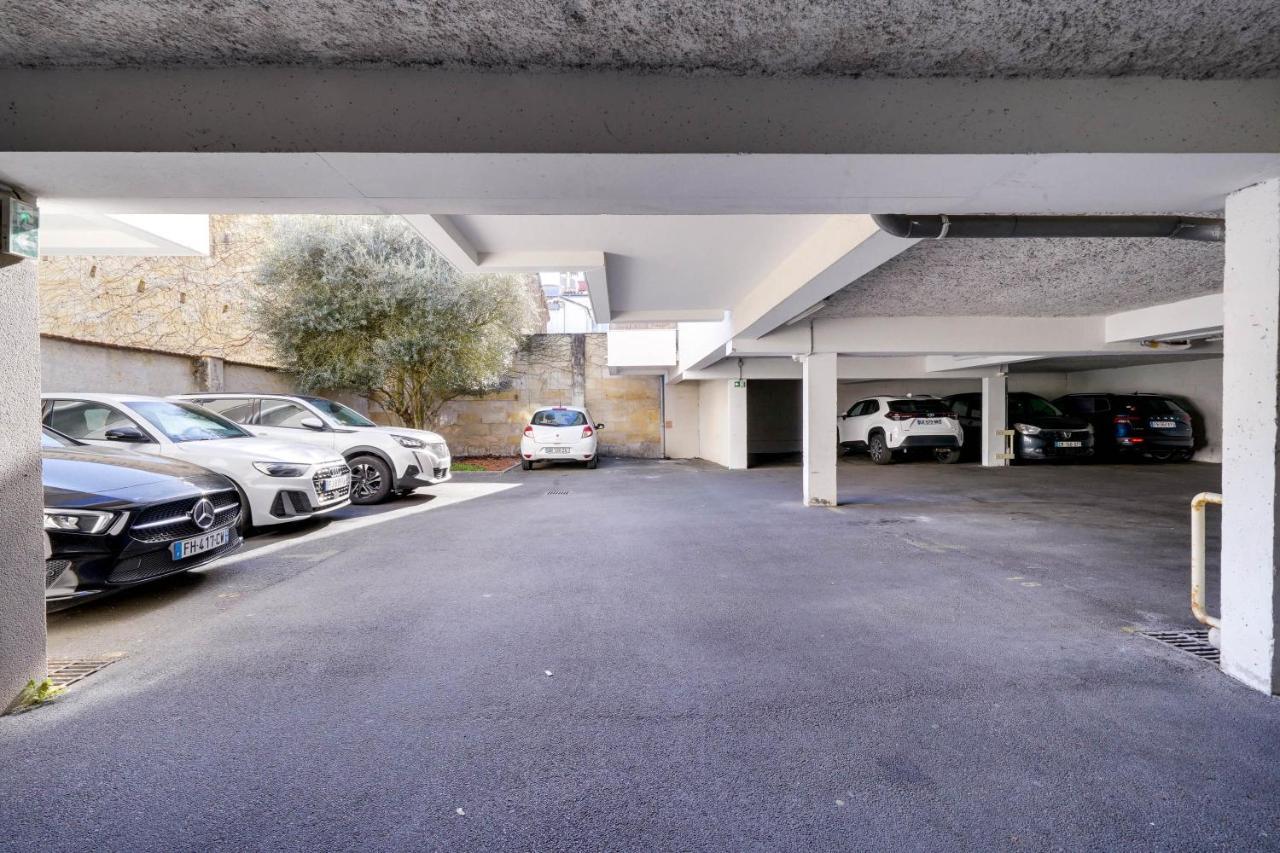 Avec Parking Apartamento *