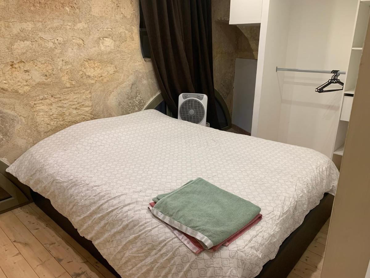 Apartamento Cosy Avec Climatisation Et Patio Centre Historique De Burdeos