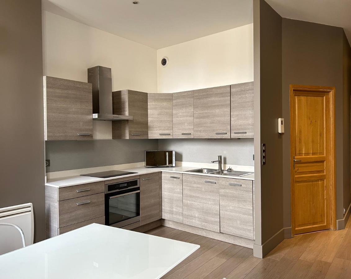 Wonderful T3 In Old Town Apartment