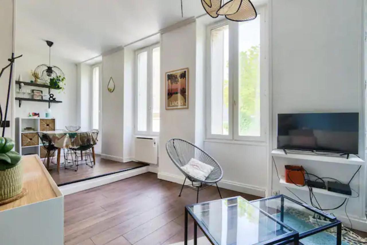 Bright 45m Near The Palais Gallien Bordeaux