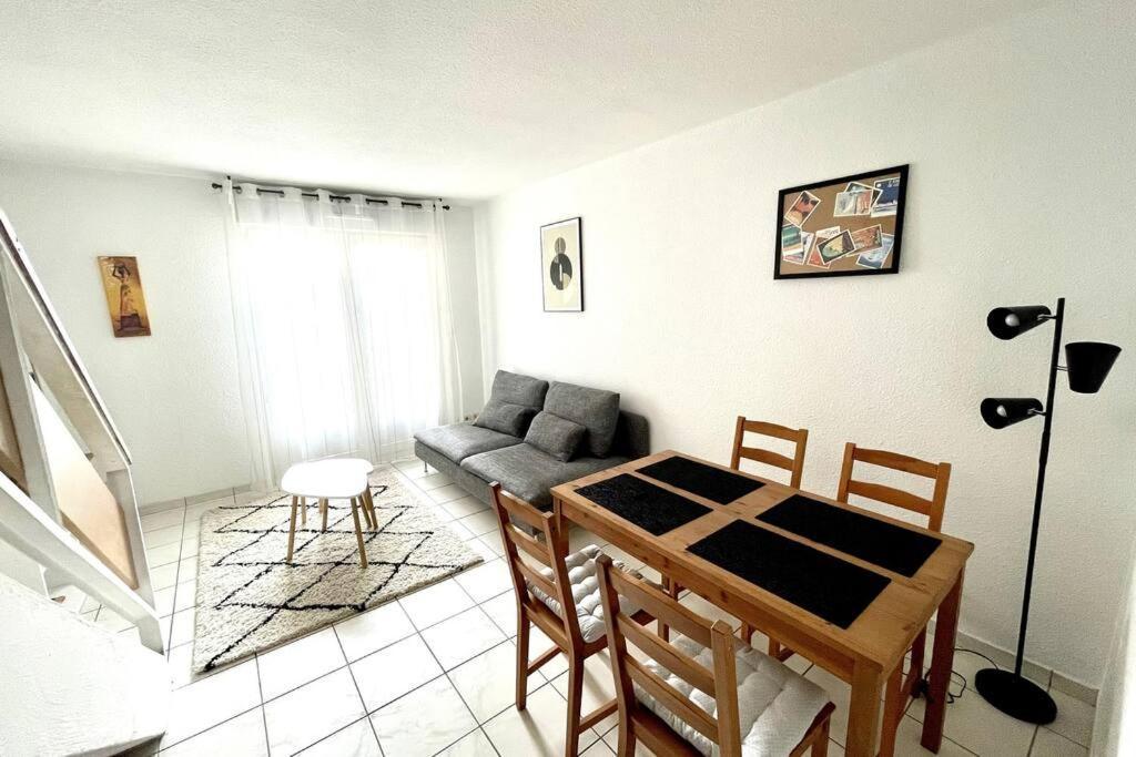 Duplex Moderne Proche De Toutes Commodites Apartment *