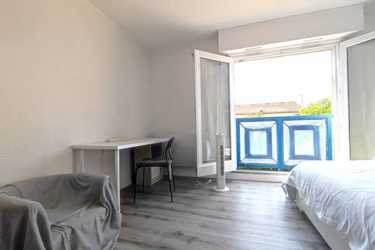 24 M2 With Rooftop View Appartement Bordeaux