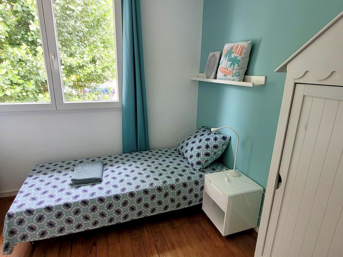 Villa Avec Piscine A Bordeaux