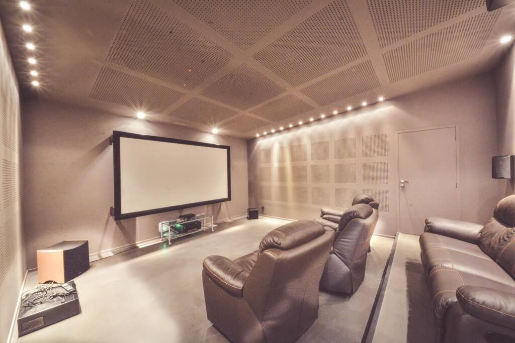 Splendide Chai 700 M2 Villa