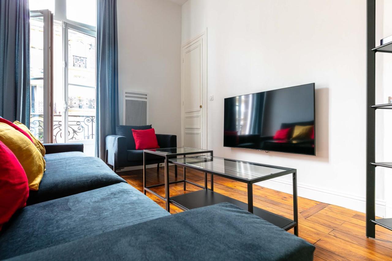 Madeleine's Rated 8 Traveller Center Appartments Apartment Bordeaux