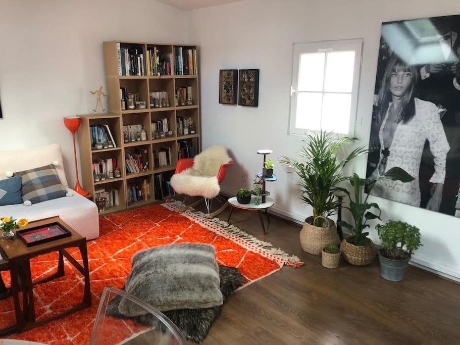 Le Lumiere Apartment *
