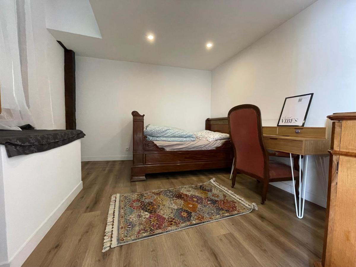 Cosy Privee Chez Franck Homestay *