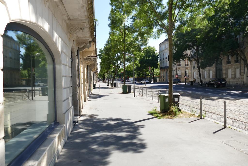 Locations - Jardin Public *