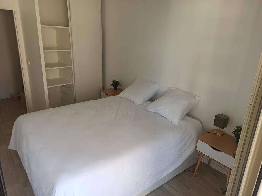 Apartment Centre Ville, Parking, Transport En Commun Au Pied De L'immeuble *