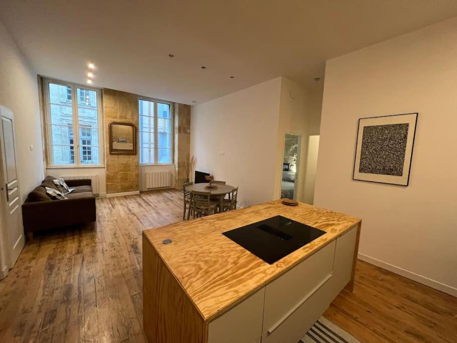 Typique - Coeur Historique Bdx- 4 Pers Apartamento