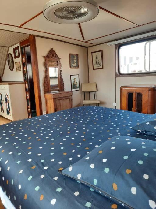 Bateau-hôtel Le Carre Du Marinier