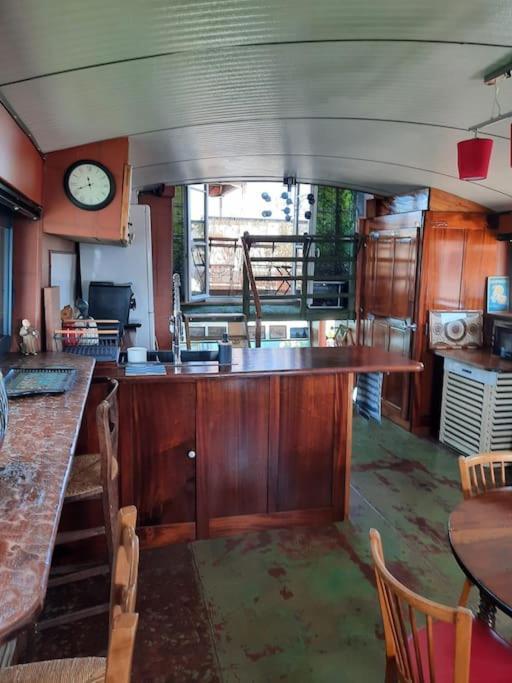 Bateau-hôtel Le Carre Du Marinier