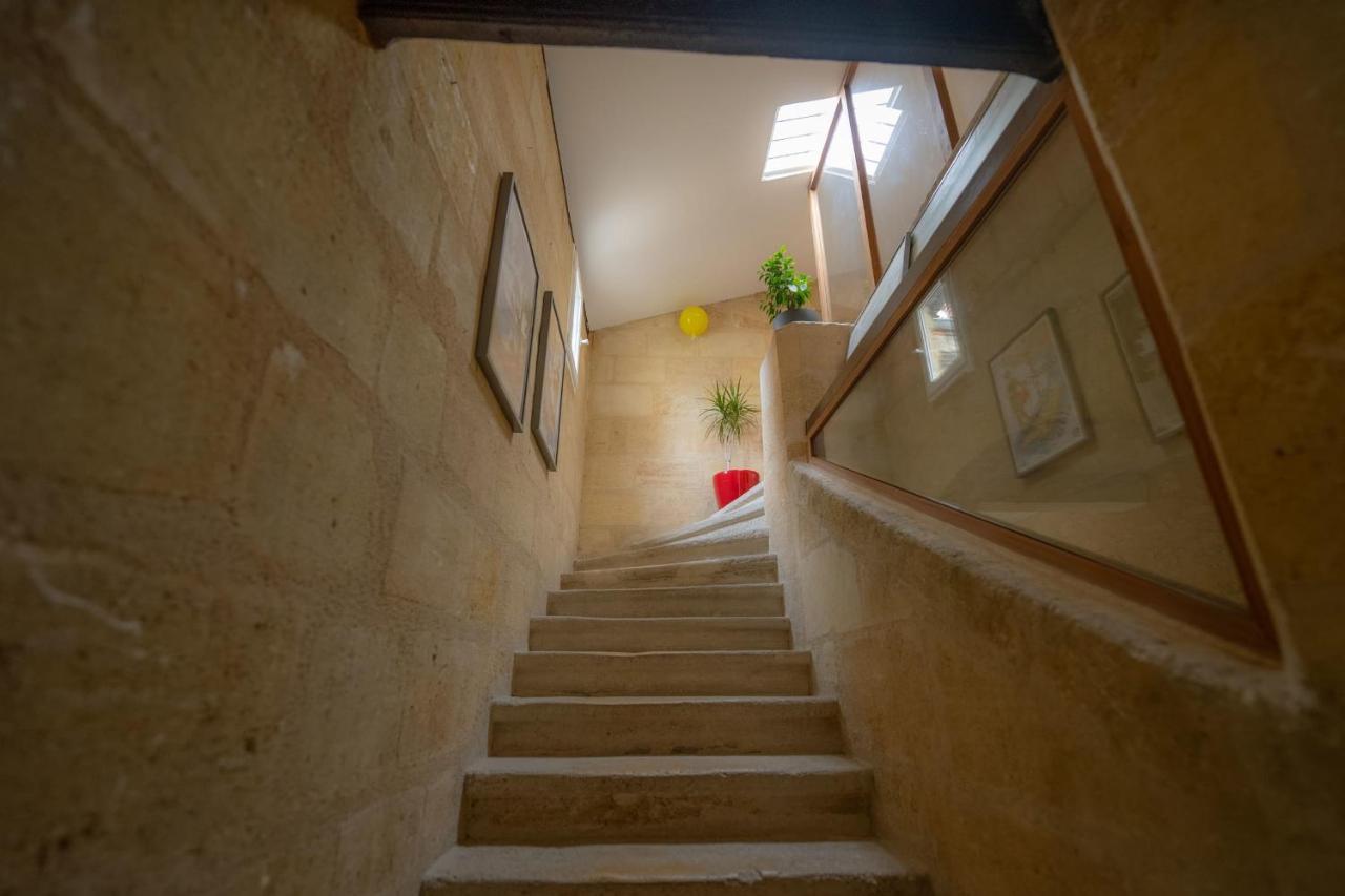 Spacious And Cozy Nest In The Heart Of Apartamento
