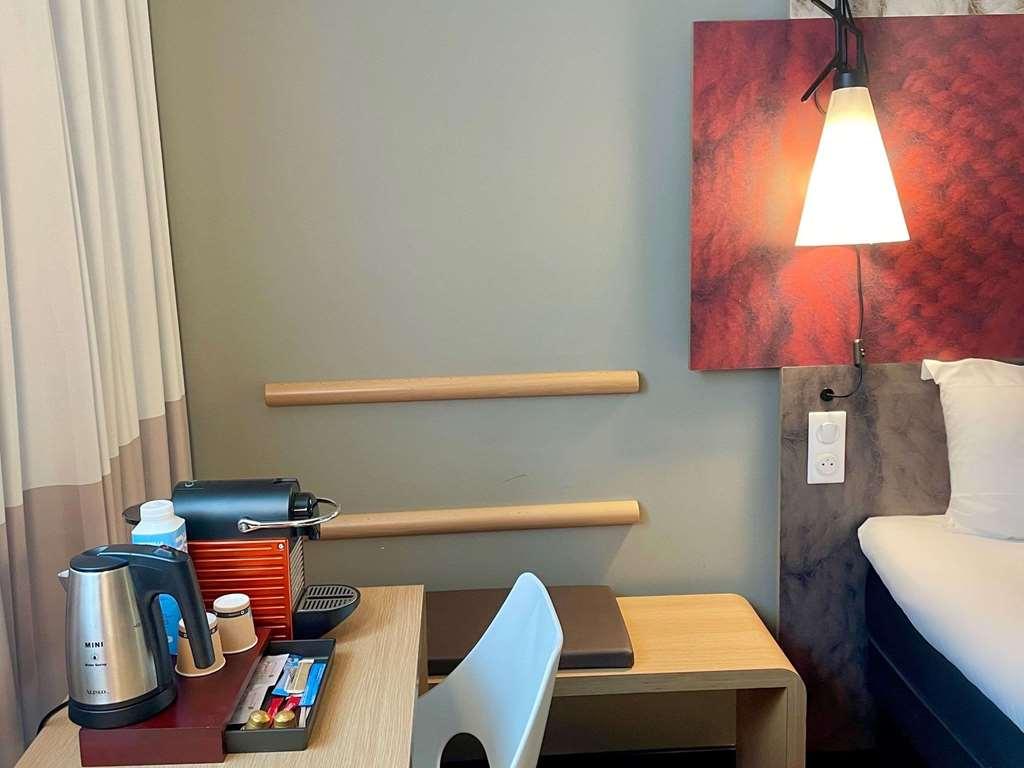Ibis Centre Bastide Bordeaux