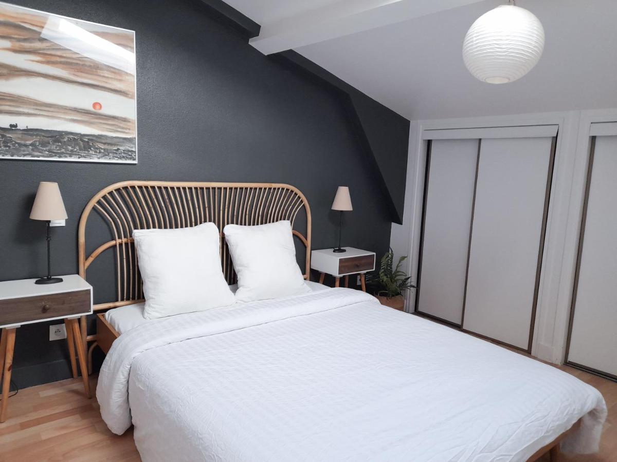 Apartment Duplex Lumineux Avec Bureau Separe Dans Le Centre