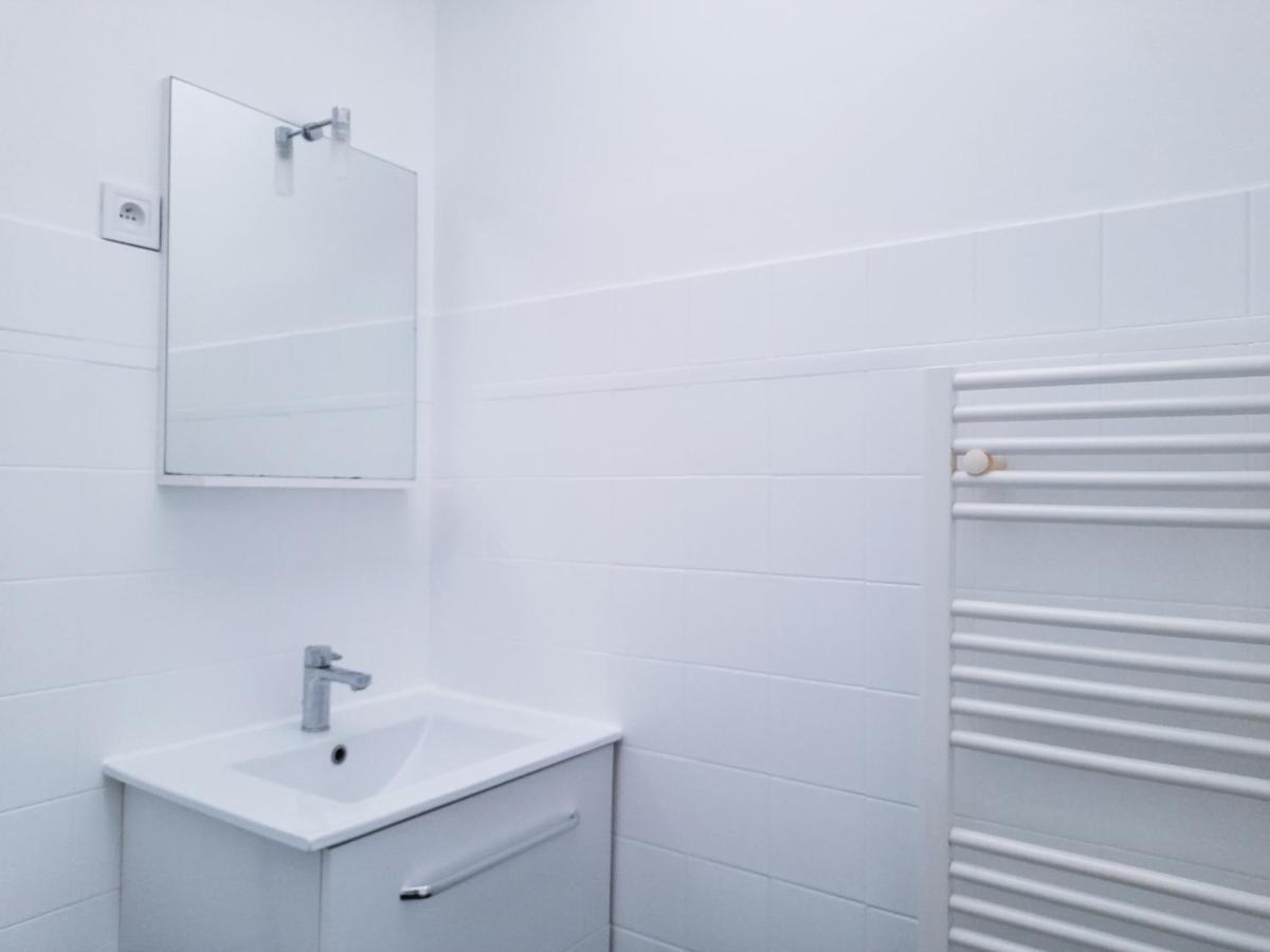Duplex Lumineux Avec Bureau Separe Dans Le Centre