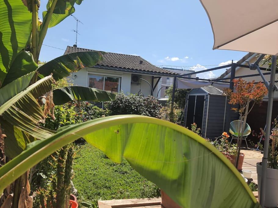 Chez Helene *